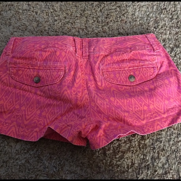 Shorts - Picture 2 of 4