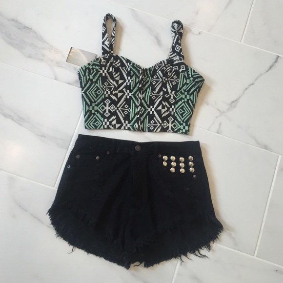 Urban Outfitters Tops - Urban Outfitters Crop Top