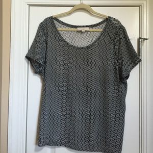 Black and white diamond pattern blouse