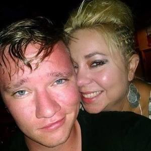 Meet your Posher, Kelli