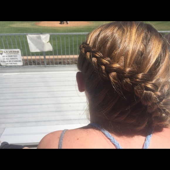 Meet your Posher, Holly - Picture 1 of 1