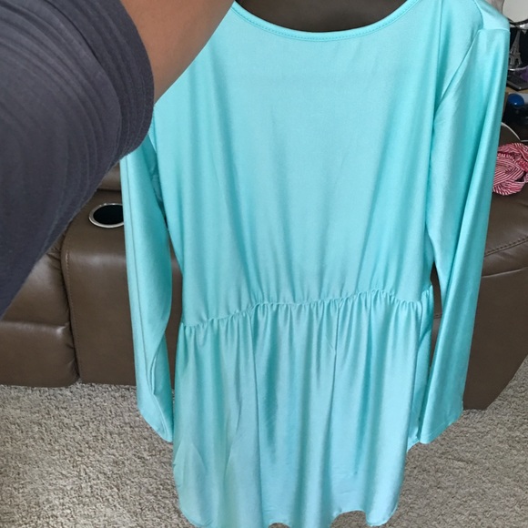 Dressed - Picture 3 of 4