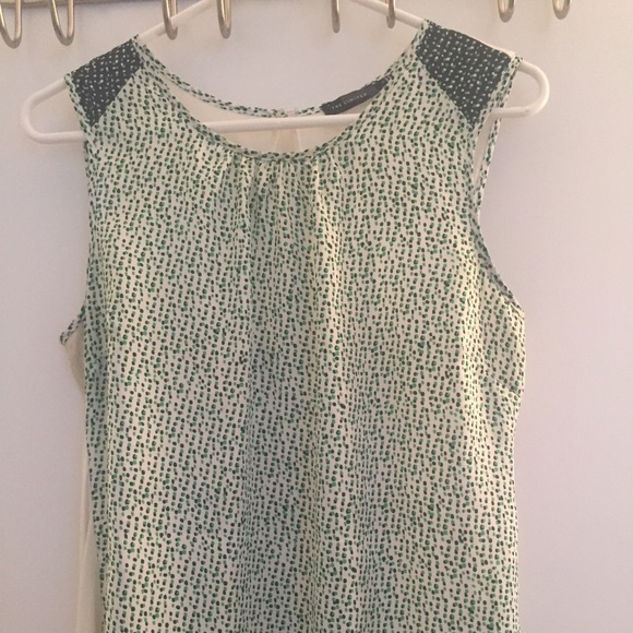 Pretty blouse - Picture 1 of 3