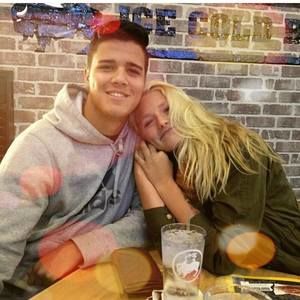 Meet your Posher, Hugo