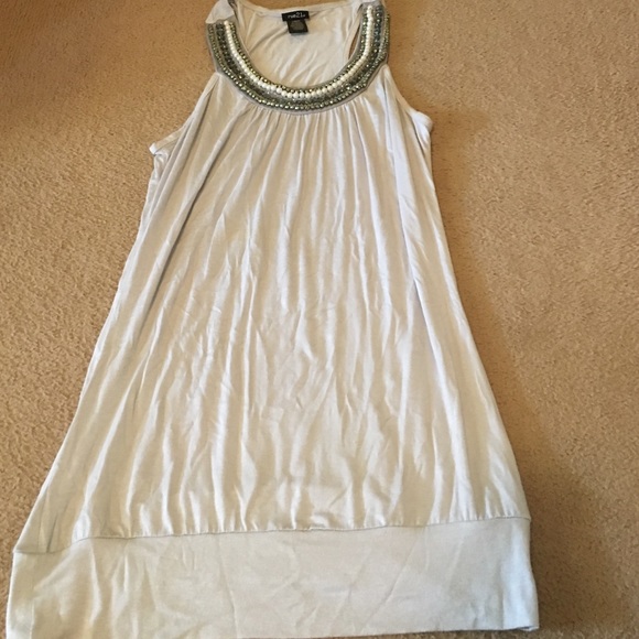 Rue 21 tank