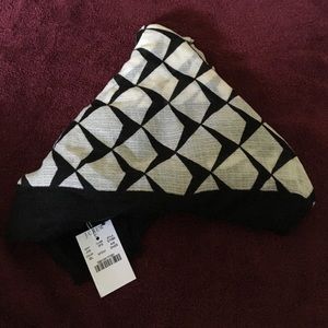 Black and white J Crew scarf