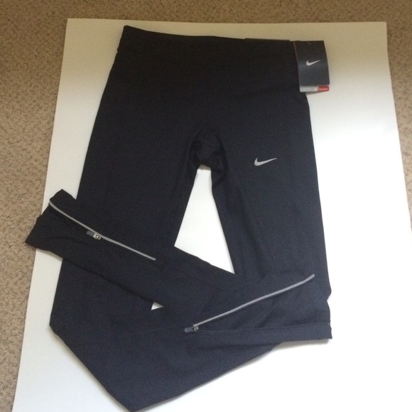 BRAND NEW Nike dry fit leggings