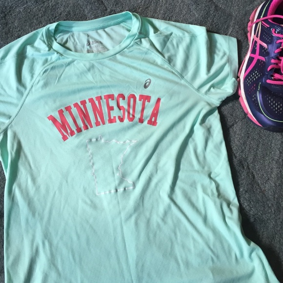 Minnesota ASICS running tee