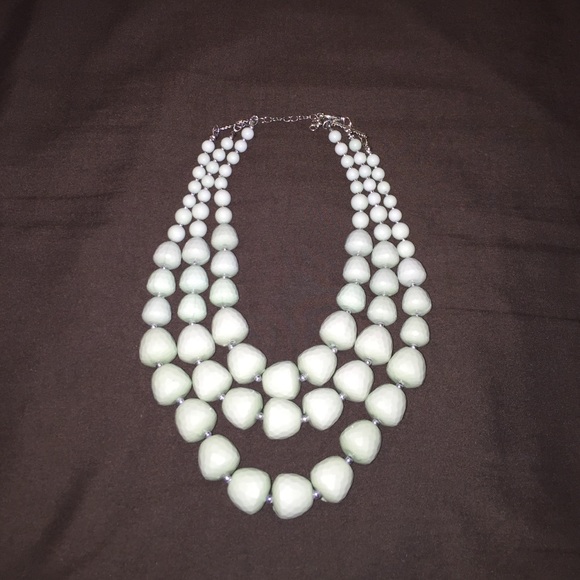 Ice blue beaded necklace - Picture 1 of 2