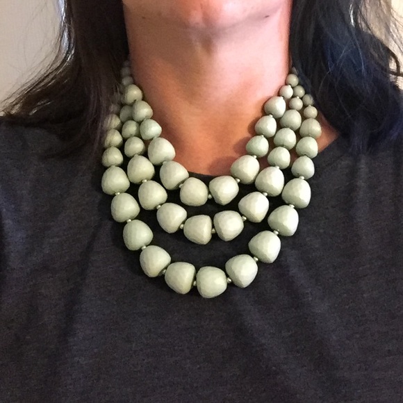 Ice blue beaded necklace - Picture 2 of 2