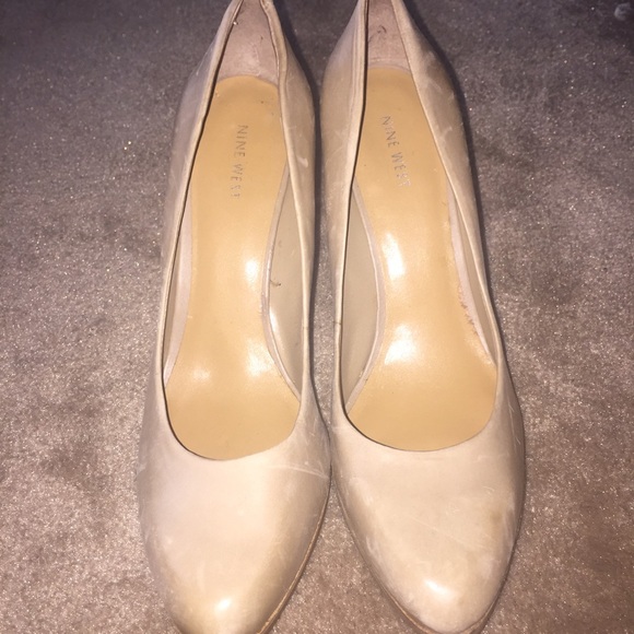 Nine West Rocha Taupe Pump - NWOT