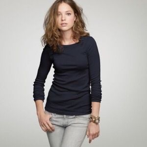 🚫SOLD🚫 J. Crew Perfect Fit Long-Sleeve T-Shirt