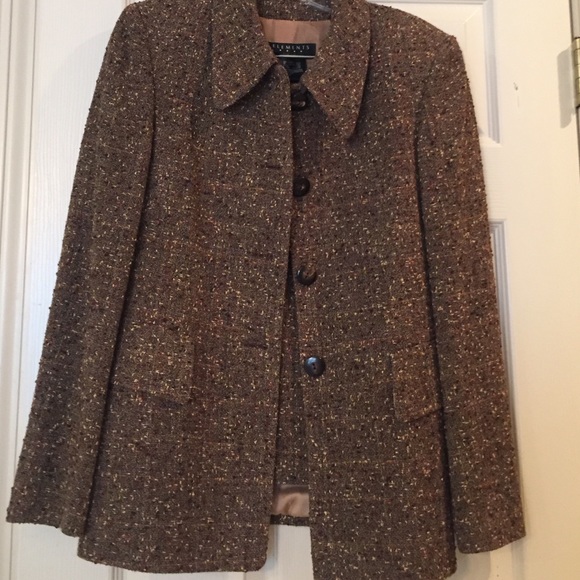 Escada elements suit