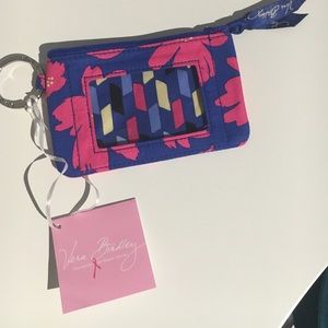Zip ID case/ Art Poppies