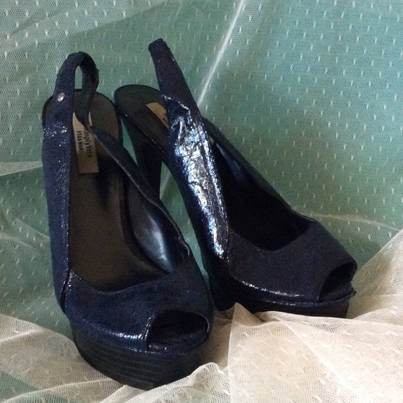 Navy peep toe pinup heels