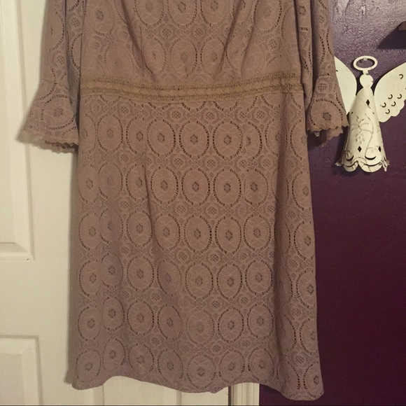 Dress - Picture 2 of 2