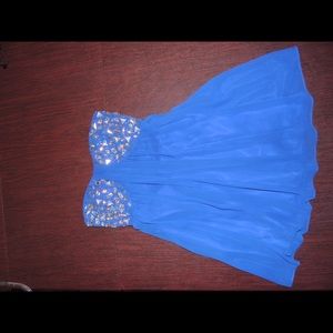 Gorgeous homecoming dress!