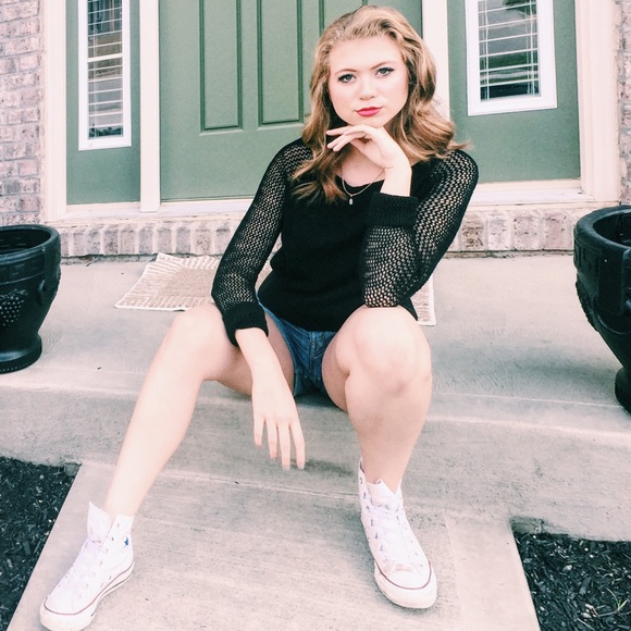 Meet your Posher, Isabel