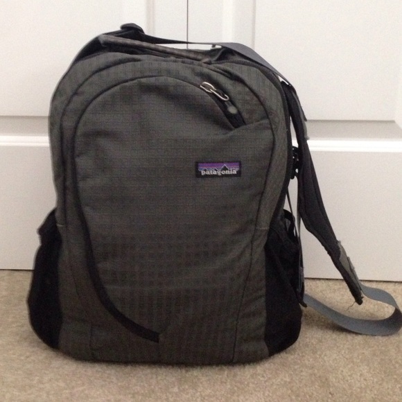 Patagonia Messenger Bag w/ Padded Laptop Sleeve