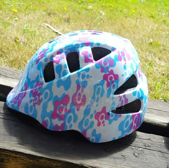 Toddler helmet ages 2-4