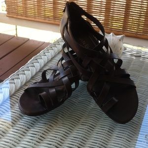 Vaneli Brown strappy sandals