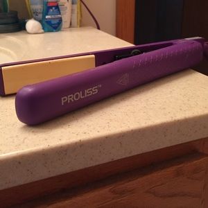 Proliss sunshine girl ceramic 1 inch flat iron