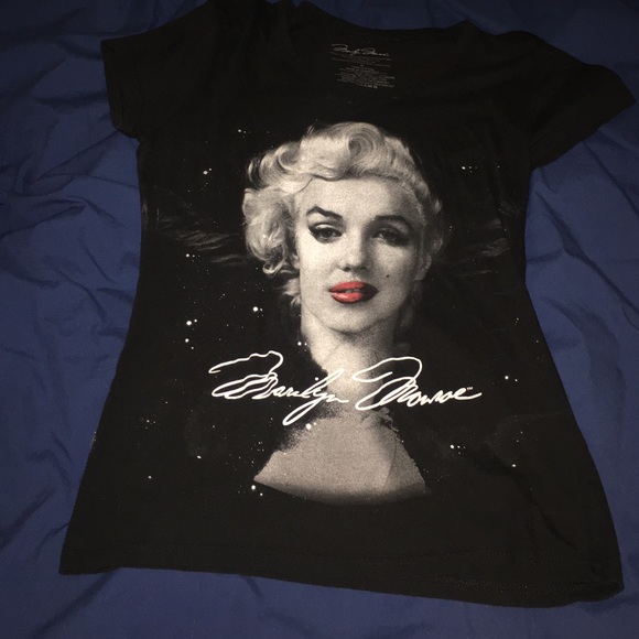 Shirt - Picture 1 of 1