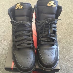 ❌SOLD❌ Jordan Black/Gum 1s size 6.5y