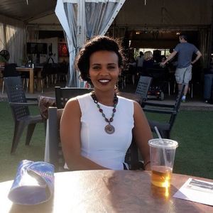 Meet your Posher, Helen