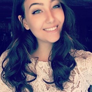 Meet your Posher, Sydney