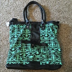 Zumiez cross-body bag