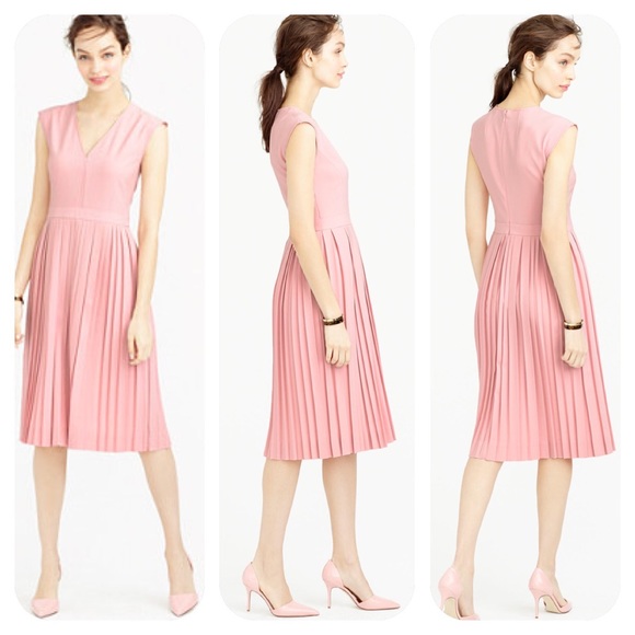 PLEATED V-NECK DRESS IN ITALIAN STRETCH WOOL - NWT - Picture 3 of 3