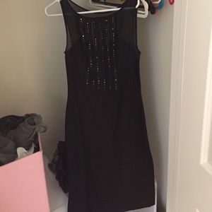 Beautiful BCBG black dress - size 4
