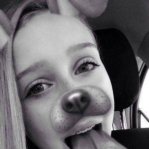 Meet your Posher, Abby