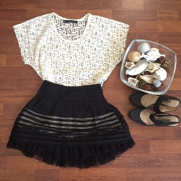 Patterson J Kincaid Lace top size M