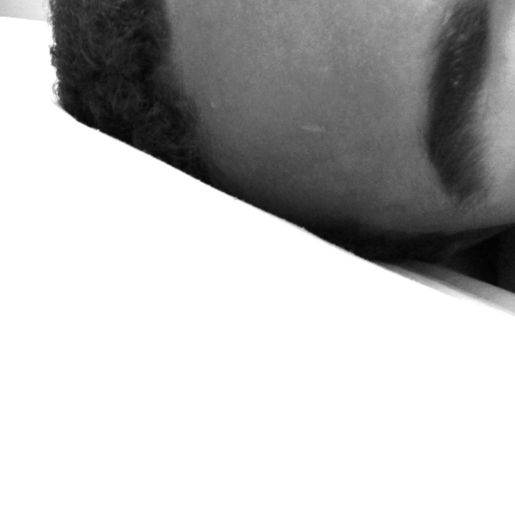 I'm selling my eyebrow