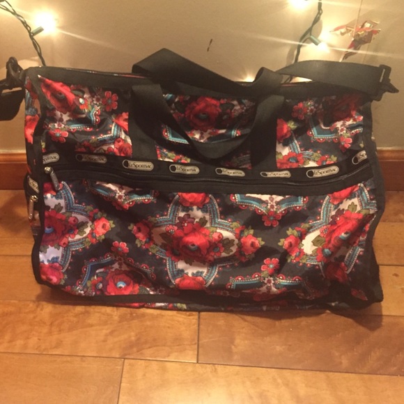 LeSportsac large weekender duffel