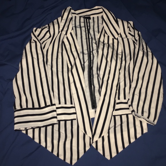 Blazer - Picture 1 of 1