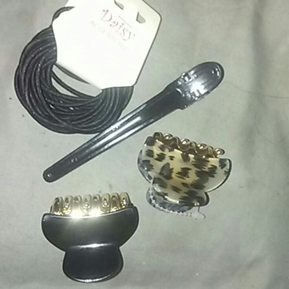 Hair accessories - Picture 4 of 4