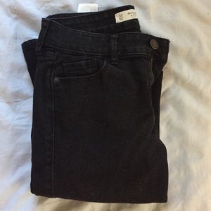 black jeans (accepting offers!🌸)