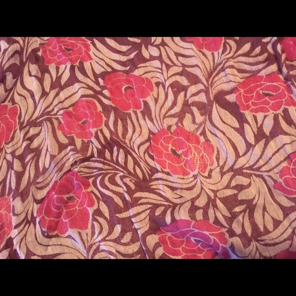 Scarf - Picture 2 of 3