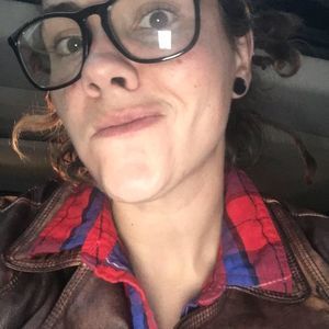 Meet your Posher, Ana