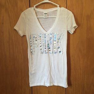 💿Holographic PINK v-neck t-shirt