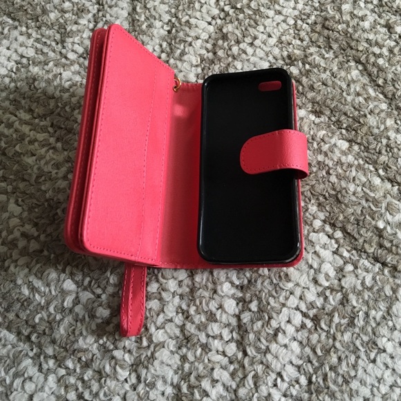 iPhone 5s wallet case! - Picture 3 of 3
