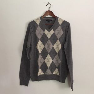 Mens banana republic argyle v-neck sweater size M.
