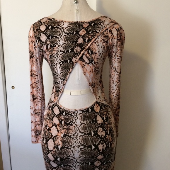 Long Sleeve Light Weight Maxi Dress