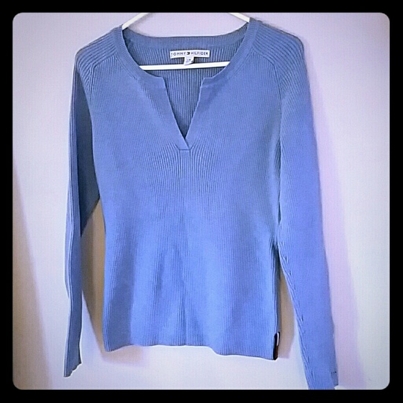 Chambray blue Tommy sweater