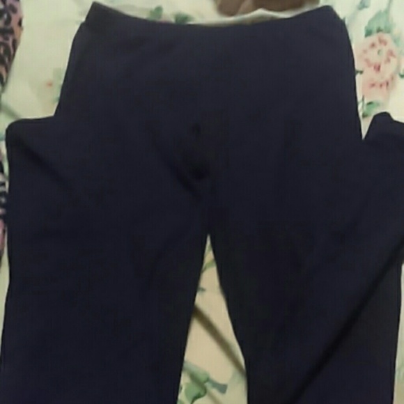 Blue leggings