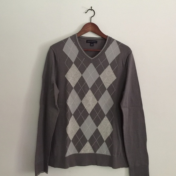 Mens banana republic argyle v-neck sweater size M.