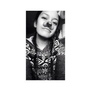 Meet your Posher, Lizbeth